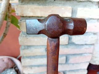 Martillo chapista antiguo marca BELLOTA