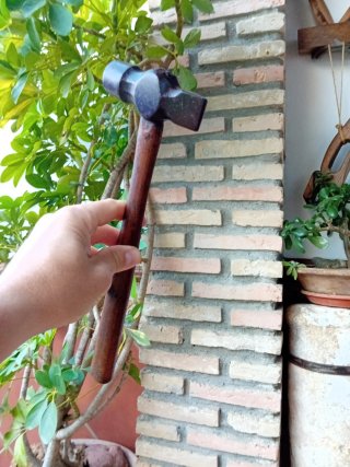 Martillo chapista antiguo marca BELLOTA
