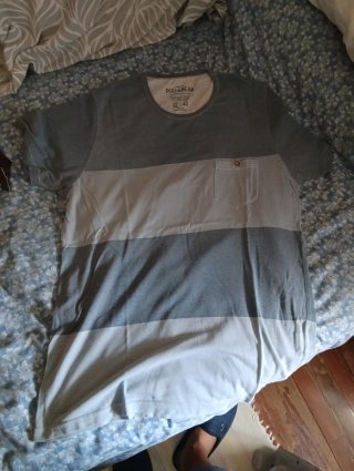 Camiseta Pull&Bear Tiras Gris/Blanco Talla L.