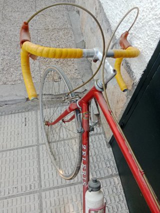 Bici carretera Zeleris Amater Roja