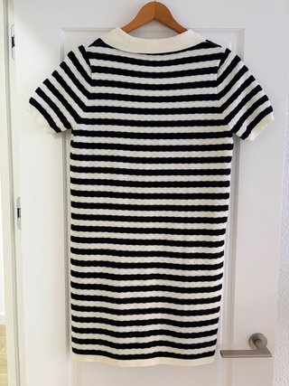 Vestido de rayas blanco y negro
