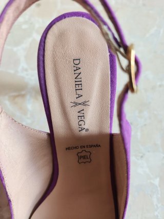 Zapatos Daniela Vega Talla 38 Morado Joyas