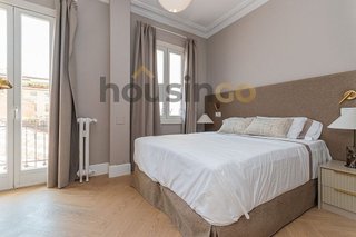 Piso en alquiler en Recoletos en Madrid