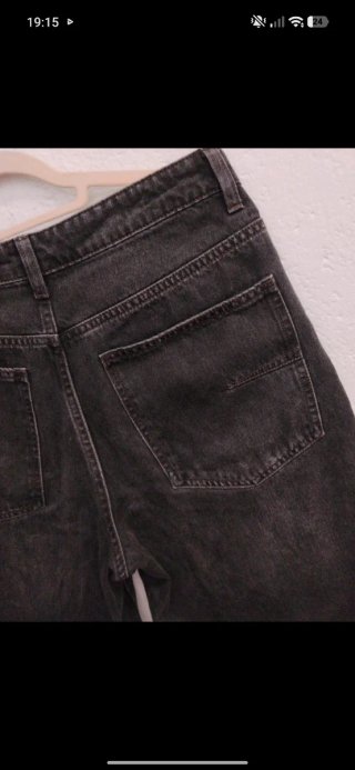 Vaqueros cortos Bershka negros