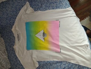Camiseta Pull&Bear multicolor talla L