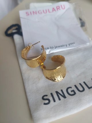 Pendientes dorados Singularu nuevos