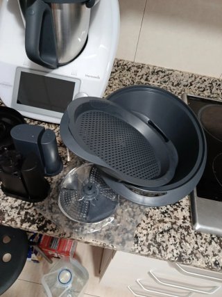 Thermomix TM6 con 2 vasos
