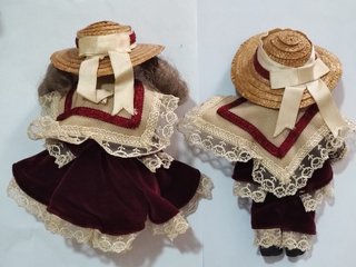 Bambole di porcellana in stile vittoriano vintage