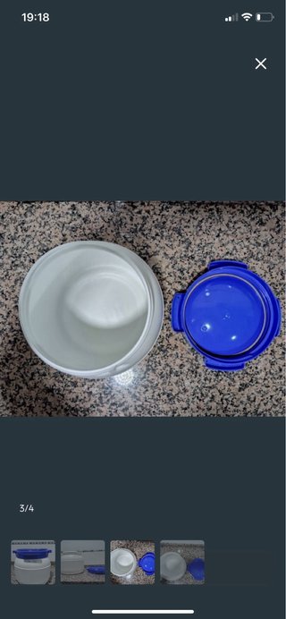 Bote estanco blanco con tapa azul