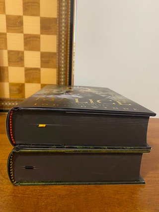 Malice & Valour Broken Binding T2 John Gwynne