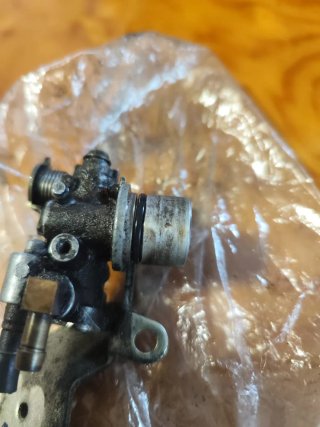 Bomba Mezcladora Aceite Honda Yupi 90