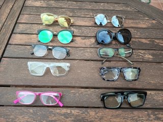 Monturas de gafas variadas