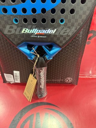 Pala Bullpadel Vertex 05 Hybrid 2026