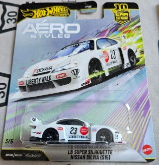 Hot Wheels Premium Nissan Silvia S15