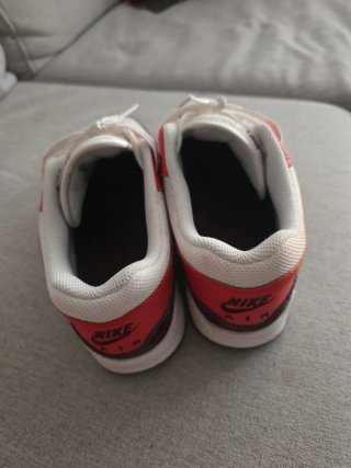 Zapatillas Nike Air Max 1 Marrones y Rojas