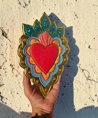 Sagrado Corazón Colgante Dorado y Rojo