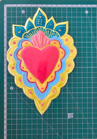 Sagrado Corazón Colgante Dorado y Rojo