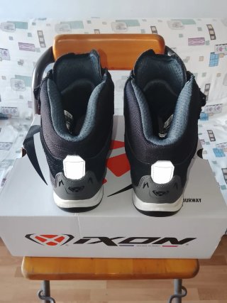 Botas de moto Ixon Bull Vented Talla 41 Negro/Gris
