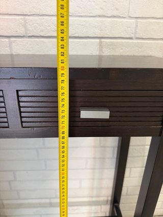 Recibidor de madera con espejo