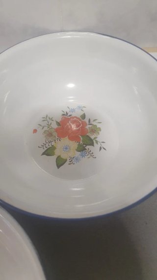 Juego de 3 ensaladeras metálicas