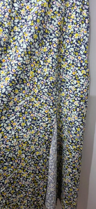 Vestido midi floral Zara