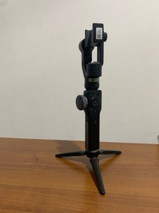 Zhiyun Smooth 4 Gimbal Stabilizzatore