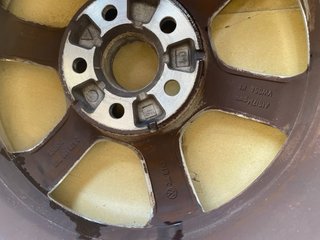 Llanta Volkswagen 6Jx15 ET40