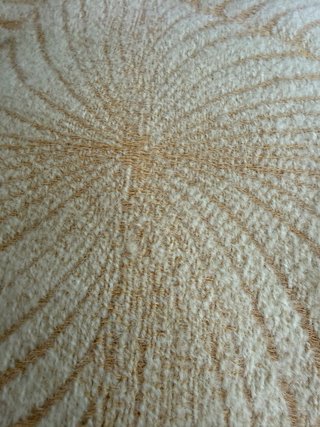 Coperta in lana beige e bianca