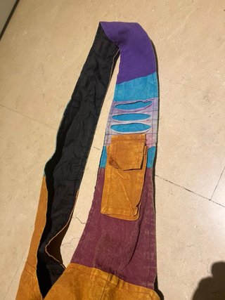 Bolso boho nuevo con etiqueta con símbolo Om