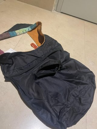 Bolso boho nuevo con etiqueta con símbolo Om