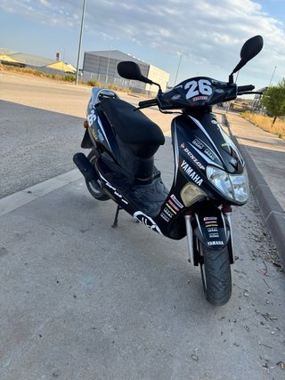 Moto Scooter Negra