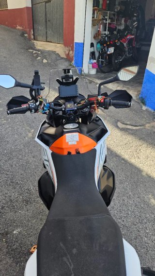 KTM 790 Adventure - Blanca y Naranja