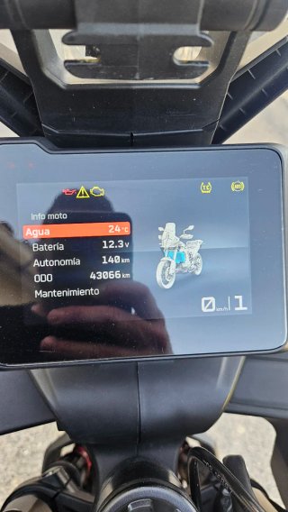 KTM 790 Adventure - Blanca y Naranja