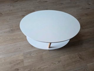 Mesa auxiliar redonda blanca