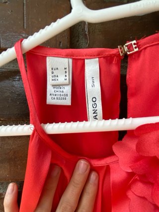 Vestido coral Mango