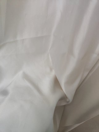 Cortinas de raso blancas