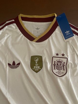 Camiseta España Mundial Adidas (30€ unidad)