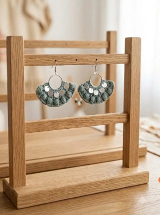Pendientes crochet artesanais verdes e prateados