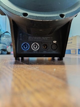Foco Fresnel Cameo F2 D