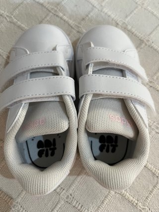 Zapatillas Adidas Talla 23 Niña