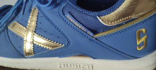 Zapatillas Munich Fútbol Sala Azul y Dorado