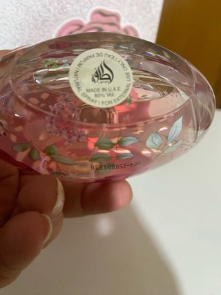 Perfume Lattafa Layaan Original Rosa Floral