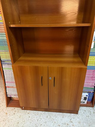 Mesa de oficina de madera y mueble