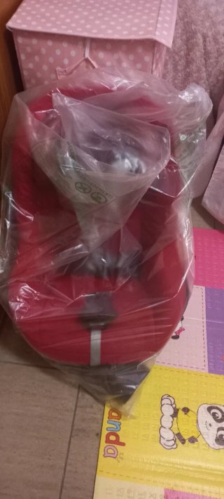 Silla de coche infantil roja grupo 1 de maxicosi