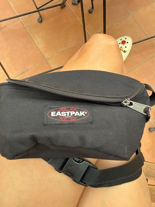 Riñonera Eastpak Negra