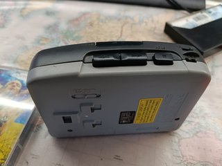 Walkman Aiwa Radio OK Cassette da revisionare