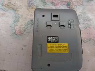 Walkman Aiwa Radio OK Cassette da revisionare