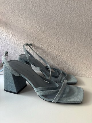 Sandalias tacón Pull&Bear azules