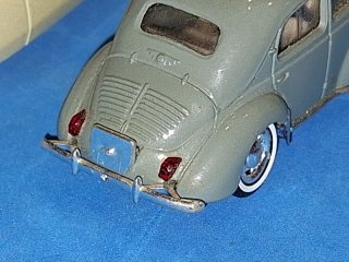 Norev y Solido 1:43  lote 3 coches , 2CV , tiburon