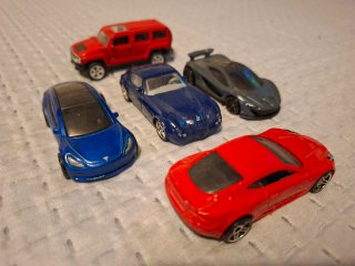 Hot Wheels Varios Coches y Camiones